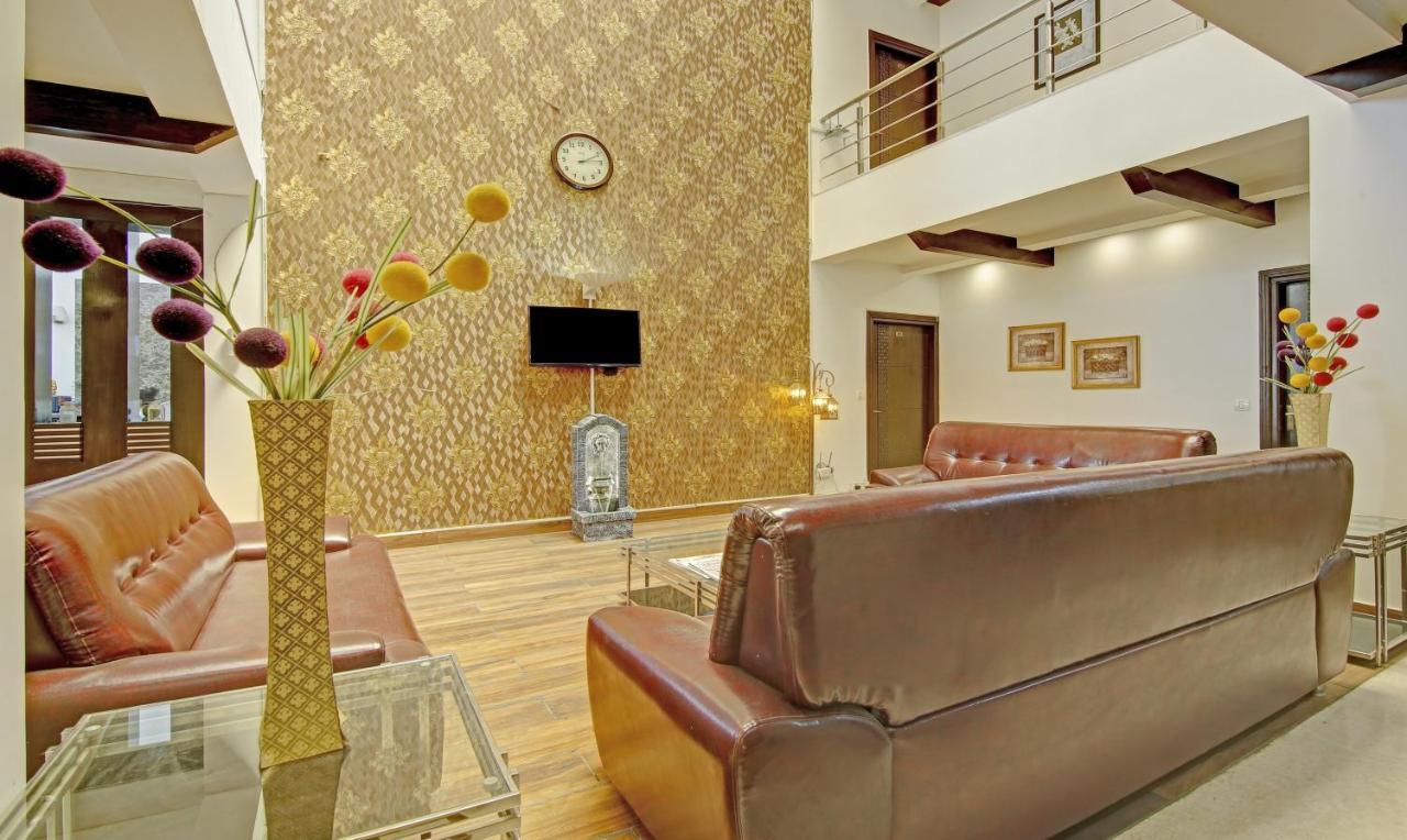 Dreamz Hospitality Gurgaon Hotel Esterno foto
